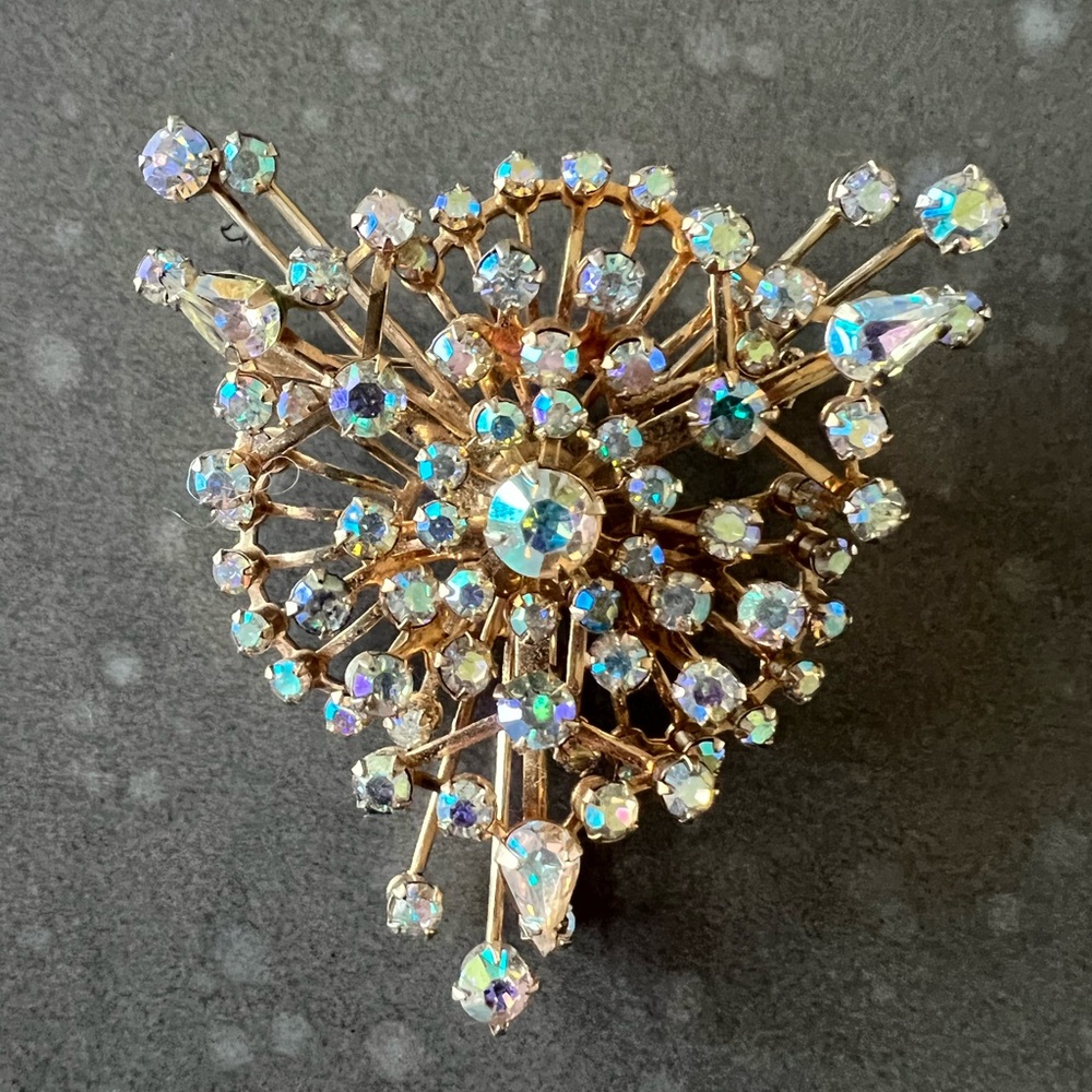Vintage Gold and Rhinestone Brooch Pin